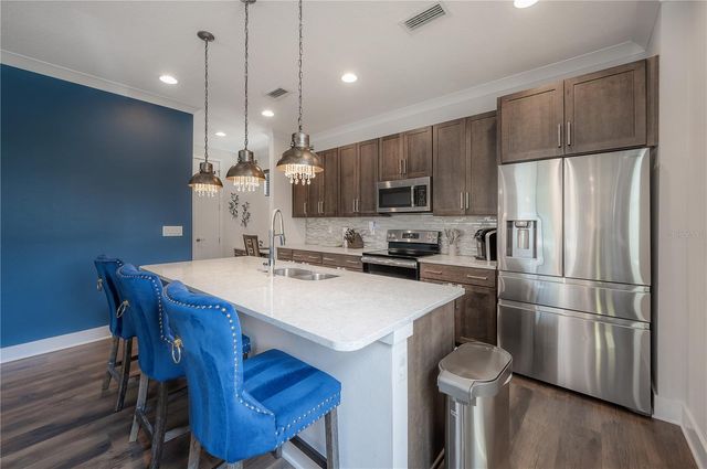 1162 25TH WAY N, St Petersburg, FL 33713