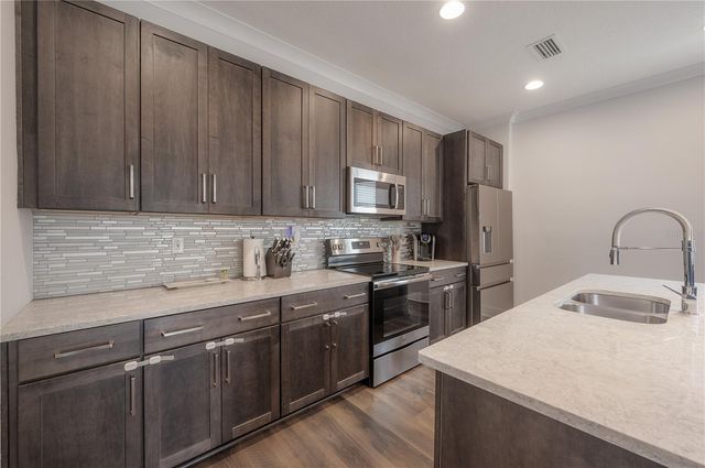 1162 25TH WAY N, St Petersburg, FL 33713