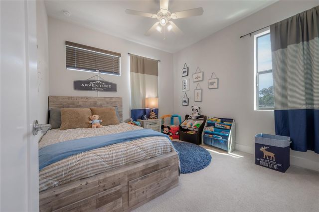 1162 25TH WAY N, St Petersburg, FL 33713