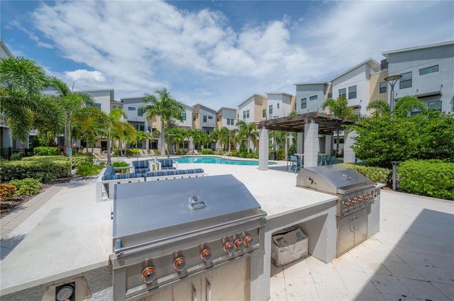 1162 25TH WAY N, St Petersburg, FL 33713