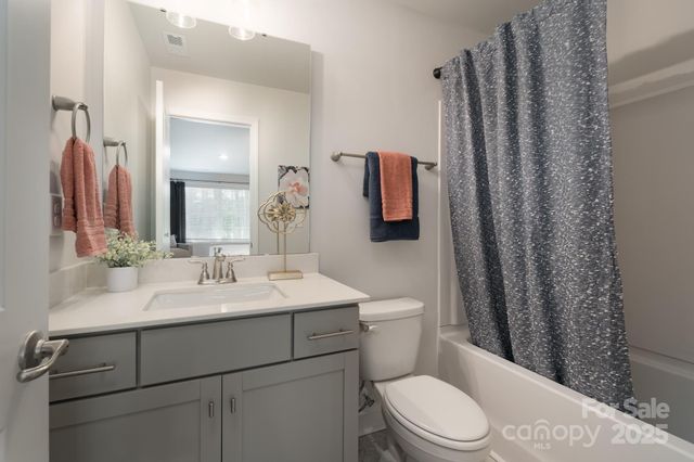 5151 Colchester Court 70, Catawba, NC 28609