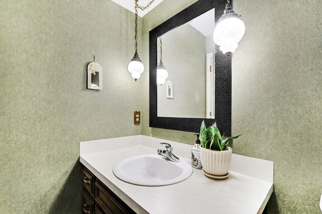 2260 Elmridge Drive Nw, City Of Grand Rapids, MI 49504