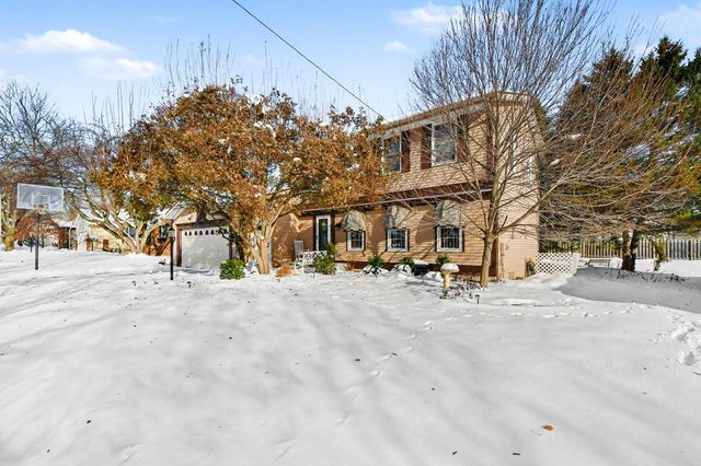 2260 Elmridge Drive Nw, City Of Grand Rapids, MI 49504