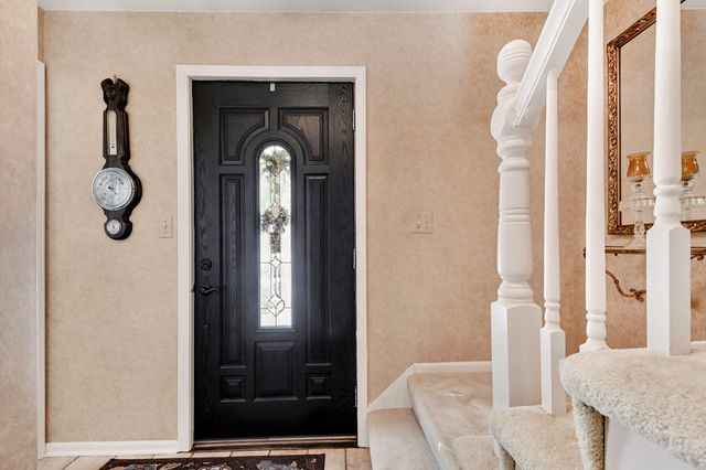 2260 Elmridge Drive Nw, City Of Grand Rapids, MI 49504