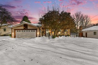 2260 Elmridge Drive Nw, City Of Grand Rapids, MI 49504
