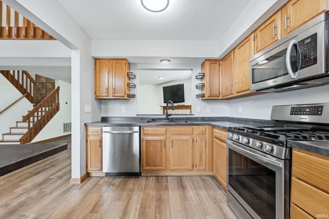 3640 N Lakeside Drive, Muncie, IN 47304