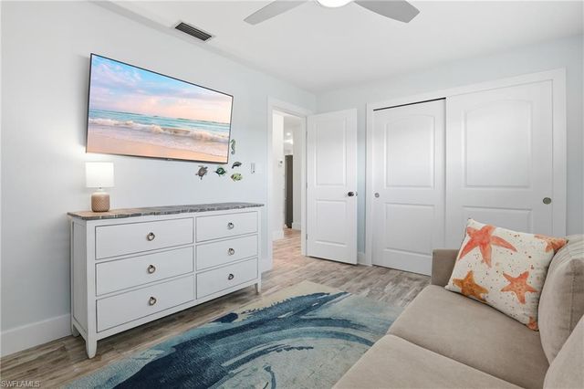 17 Palmview BLVD, Fort Myers Beach, FL 33931