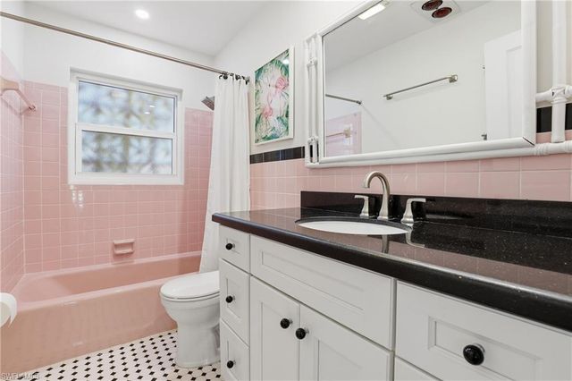 17 Palmview BLVD, Fort Myers Beach, FL 33931