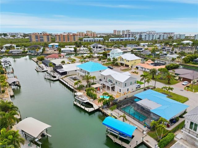 17 Palmview BLVD, Fort Myers Beach, FL 33931