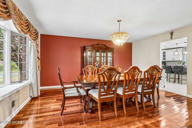 29 Overlook Drive, Jackson, NJ 08527