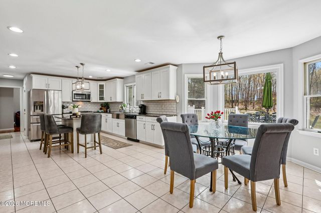 29 Overlook Drive, Jackson, NJ 08527