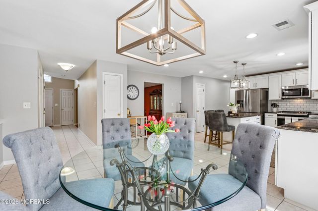 29 Overlook Drive, Jackson, NJ 08527