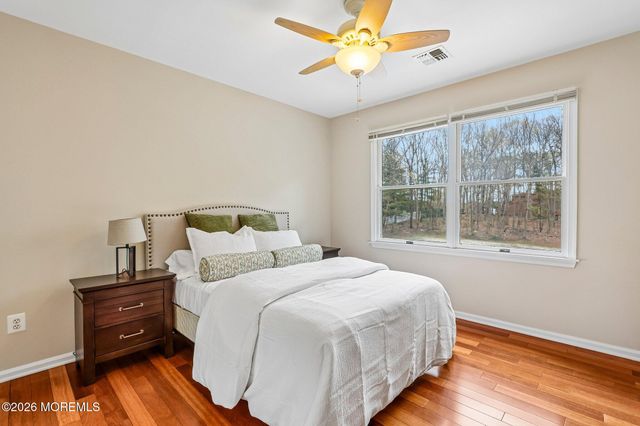 29 Overlook Drive, Jackson, NJ 08527