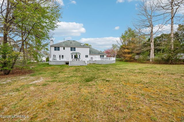 29 Overlook Drive, Jackson, NJ 08527