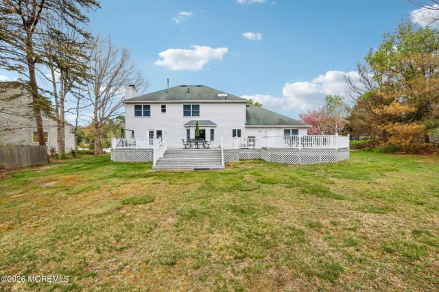29 Overlook Drive, Jackson, NJ 08527