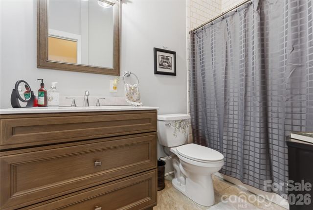 1818 Cannon Avenue, Charlotte, NC 28269