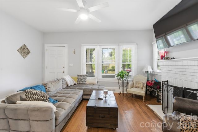 1818 Cannon Avenue, Charlotte, NC 28269