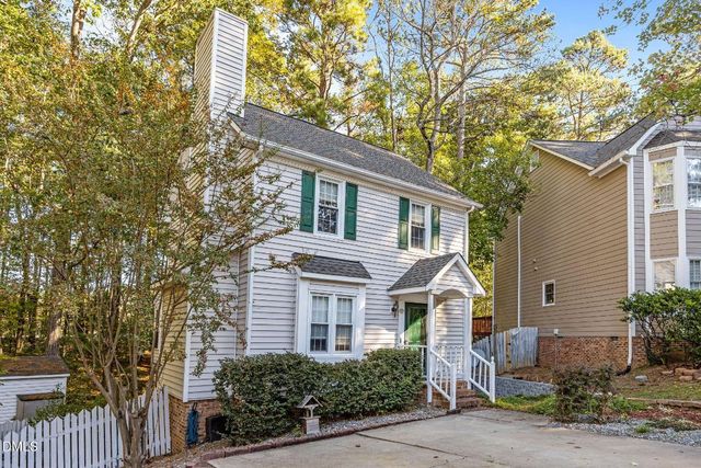 121 London Plain Court, Cary, NC 27513