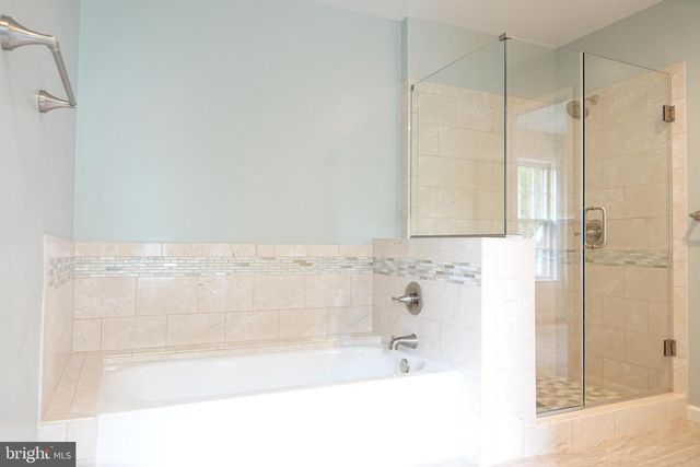 10295 DUNN MEADOW RD, Vienna, VA 22182