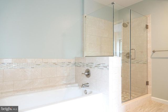 10295 DUNN MEADOW RD, Vienna, VA 22182