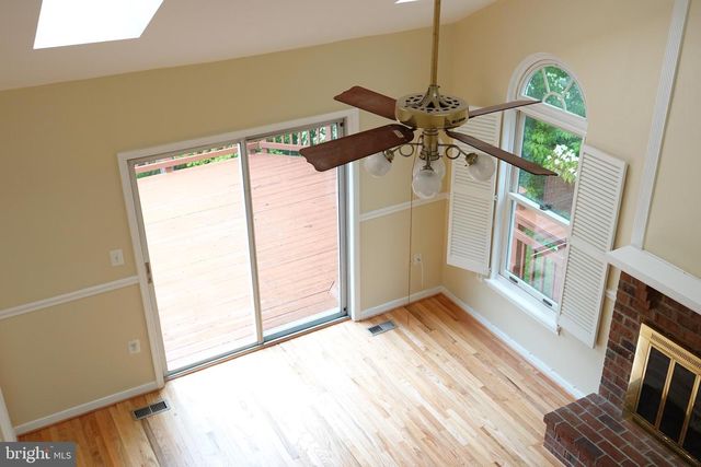 10295 DUNN MEADOW RD, Vienna, VA 22182