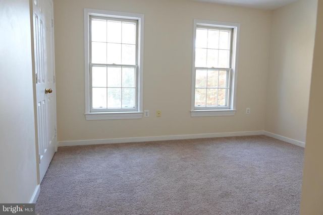 10295 DUNN MEADOW RD, Vienna, VA 22182