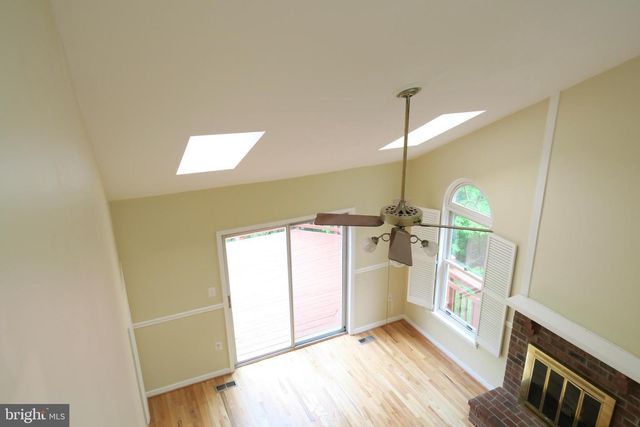 10295 DUNN MEADOW RD, Vienna, VA 22182
