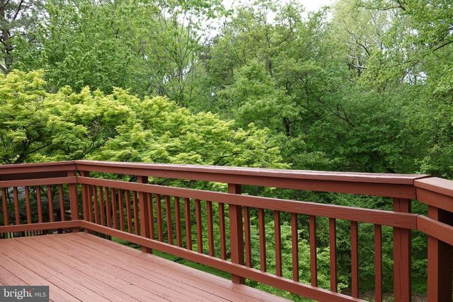 10295 DUNN MEADOW RD, Vienna, VA 22182