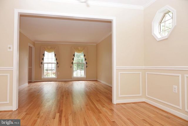 10295 DUNN MEADOW RD, Vienna, VA 22182