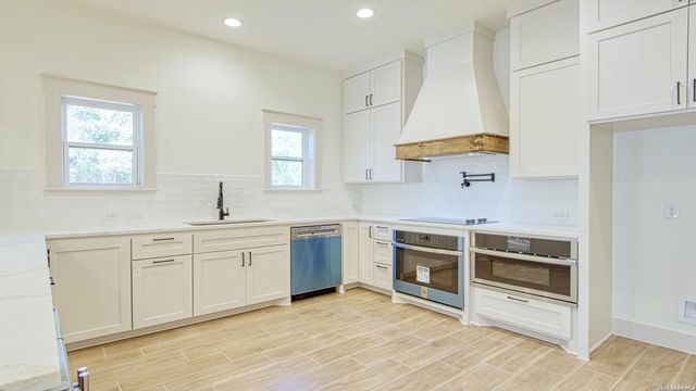 5546 Tanglewood Trl, Spring Branch, TX 78070