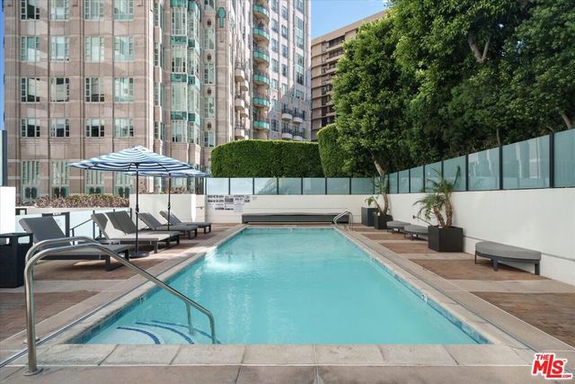 10560 Wilshire Boulevard 2003, Los Angeles, CA 90024