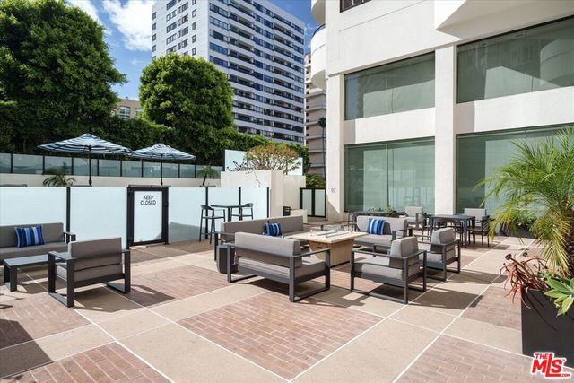 10560 Wilshire Boulevard 2003, Los Angeles, CA 90024