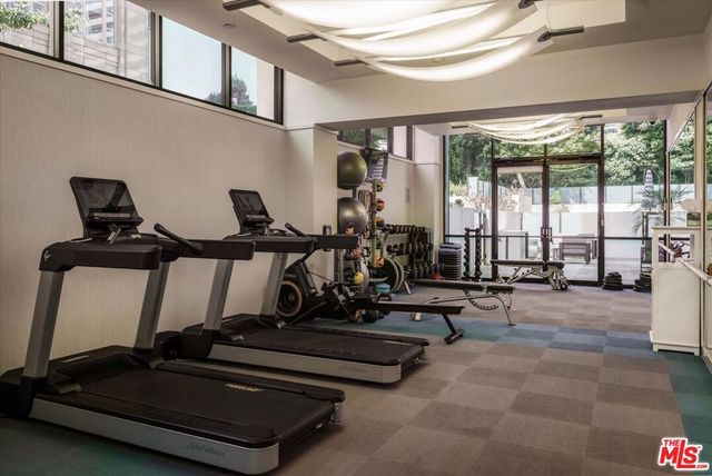10560 Wilshire Boulevard 2003, Los Angeles, CA 90024