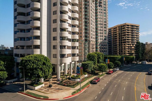 10560 Wilshire Boulevard 2003, Los Angeles, CA 90024