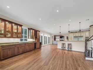 6317 Riverview Way, Houston, TX 77057