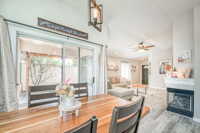 7502 N Trellis, Fresno, CA 93720