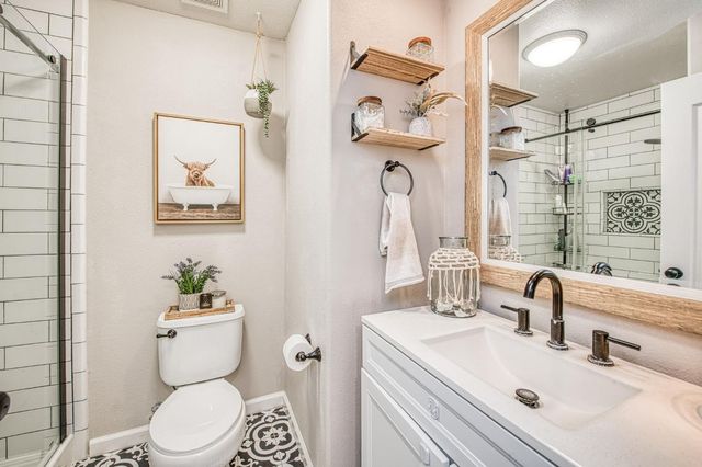 7502 N Trellis, Fresno, CA 93720