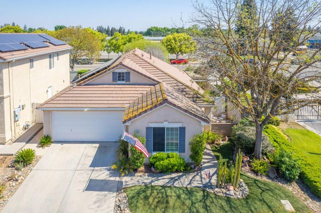 7502 N Trellis, Fresno, CA 93720