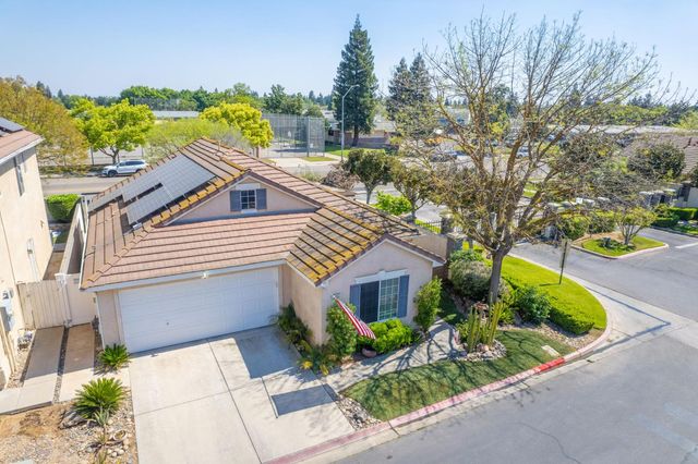 7502 N Trellis, Fresno, CA 93720