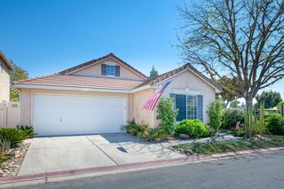 7502 N Trellis, Fresno, CA 93720