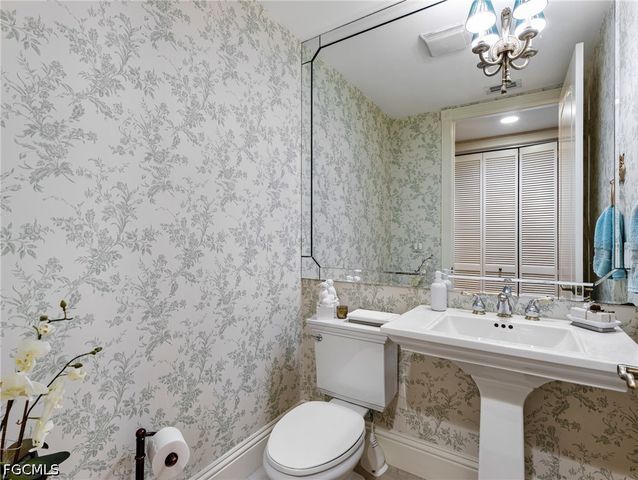 11620 Court Of Palms 202, Fort Myers, FL 33908