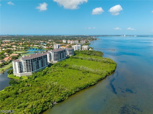 11620 Court Of Palms 202, Fort Myers, FL 33908