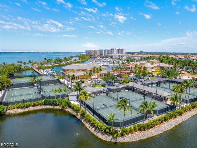 11620 Court Of Palms 202, Fort Myers, FL 33908