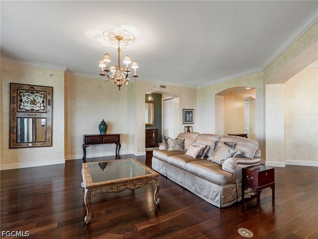 11620 Court Of Palms 202, Fort Myers, FL 33908