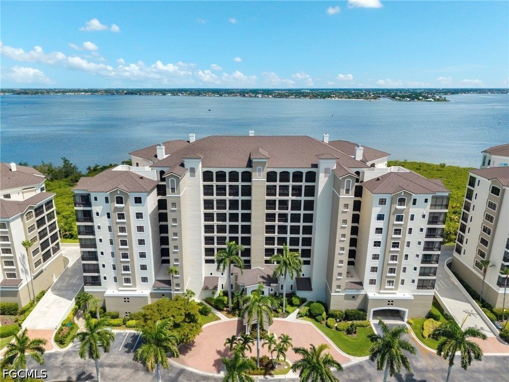 11620 Court Of Palms 202, Fort Myers, FL 33908