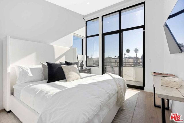 4106 River Avenue, Newport Beach, CA 92663