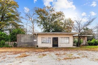 801 East Boulevard, Williamston, NC 27892