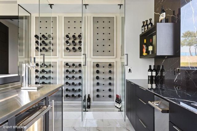 639 Sul Lago, Benton Harbor, MI 49022