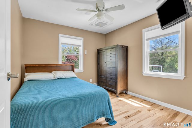 12 Karlak Street, Seymour, CT 06483