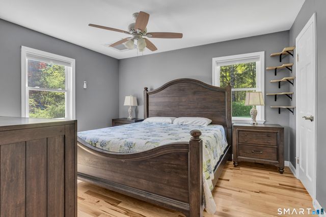 12 Karlak Street, Seymour, CT 06483